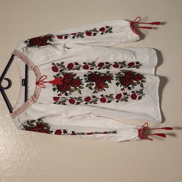 Unique Rose Blouse ๐น Handmade! โก - Picture 3 of 8